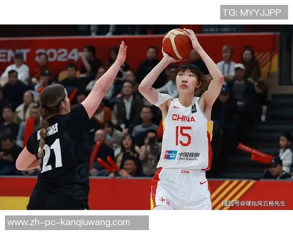 中国女篮新星崛起24岁中锋与韩旭联手打造强大双塔阵容